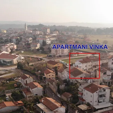 Gostinjska kuća House Vinka Near The In *