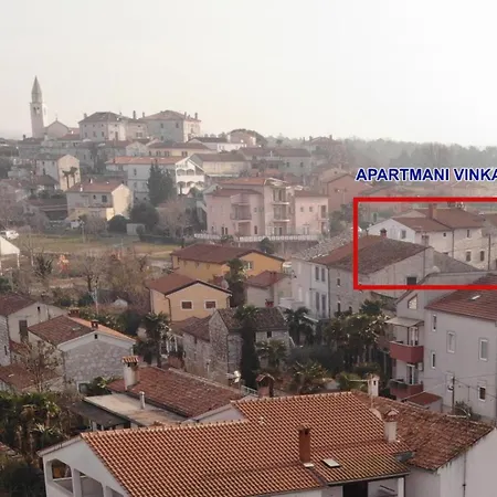 House Vinka Near The In Guest house Funtana